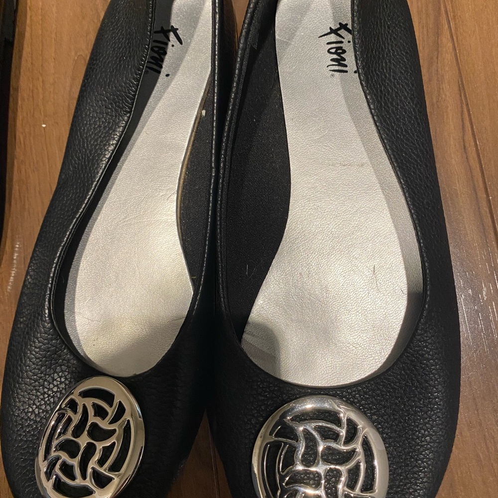Sandals - Picture 7 of 7